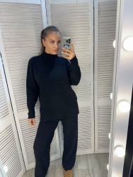 Костюми жіночі оптом