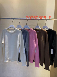 Светри жіночі оптом 