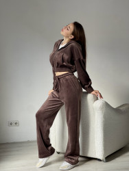 Спортивні костюми жіночі оптом