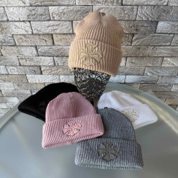 Шапки жіночі оптом