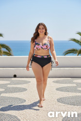 Купальники жіночі НАПІВБАТАЛ оптом