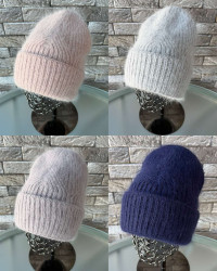 Шапки жіночі оптом