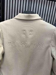 Піджаки жіночі оптом ---