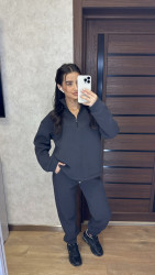 Спортивні костюми жіночі оптом