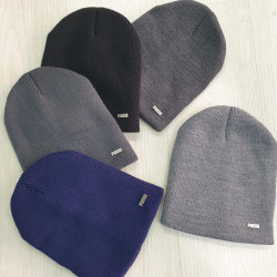 Шапки чоловічі оптом 