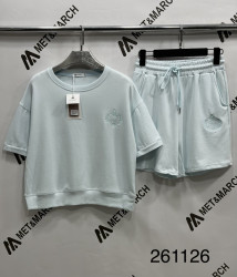 Спортивні костюми жіночі оптом