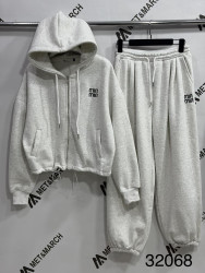 Спортивные костюмы женские на плюше оптом 73982164 32068-2