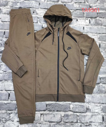 Спортивні костюми чоловічі оптом