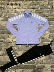 Спортивні костюми жіночі оптом