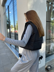 Жилетки жіночі (black) оптом Soficor