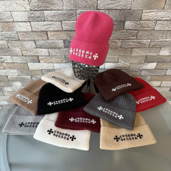Шапки жіночі оптом