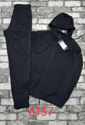 Спортивні костюми чоловічі оптом