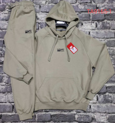 Спортивні костюми чоловічі оптом