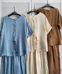 Костюми жіночі оптом