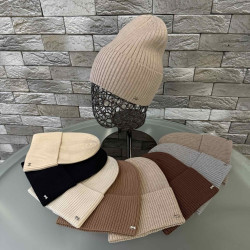 Шапки жіночі оптом 