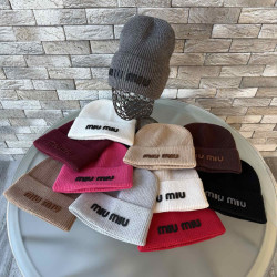 Шапки жіночі оптом