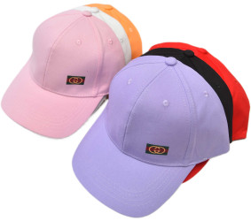 Кепки жіночі оптом