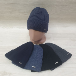 Шапки чоловічі оптом 