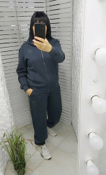 Спортивні костюми жіночі оптом