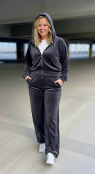 Спортивні костюми жіночі оптом