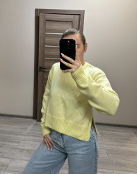 Светри жіночі оптом