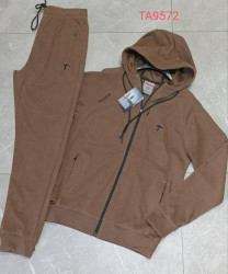 Спортивні костюми чоловічі оптом