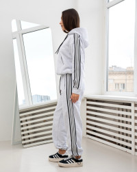 Спортивні костюми жіночі оптом