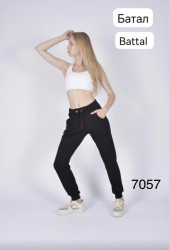 Спортивные штаны женские БАТАЛ на флисе (черный) оптом 28349016 7057-27