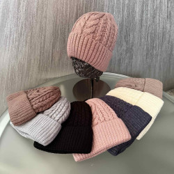 Шапки жіночі оптом