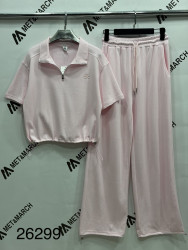 Костюми жіночі оптом