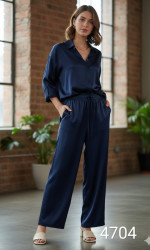 Костюми жіночі оптом