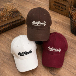 Кепки жіночі оптом