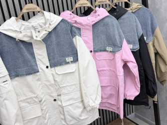 Вітровки жіночі оптом ---