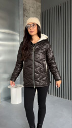 Куртки демисезонні жіночі оптом ELFBERG