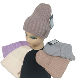 Шапки жіночі оптом 