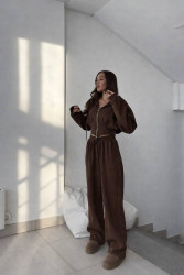 Спортивні костюми жіночі оптом --