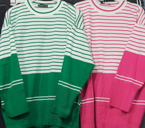 Светри жіночі оптом 