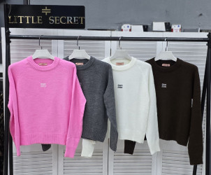 Светри жіночі оптом --