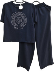 Костюми жіночі оптом