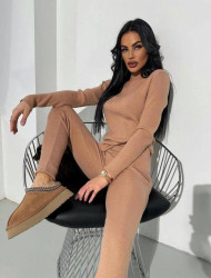 Костюми жіночі на флісі оптом -- 