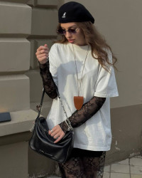 Футболки жіночі оптом -- 