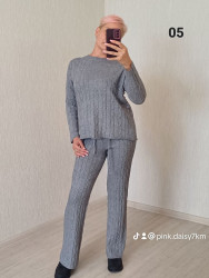 Костюмы женские ПОЛУБАТАЛ оптом Китай 27056819 05-33