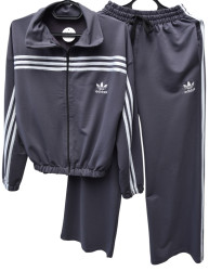 Спортивні костюми жіночі оптом