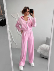 Спортивні костюми жіночі оптом