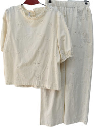 Костюми жіночі оптом