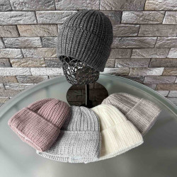 Шапки жіночі оптом