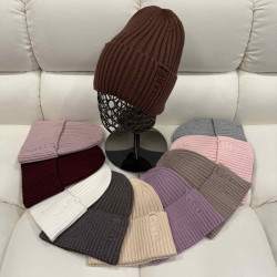 Шапки жіночі оптом