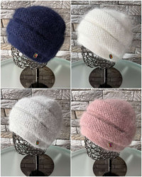 Шапки жіночі оптом 