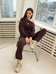 Спортивні костюми жіночі оптом