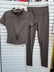 Спортивні костюми жіночі оптом